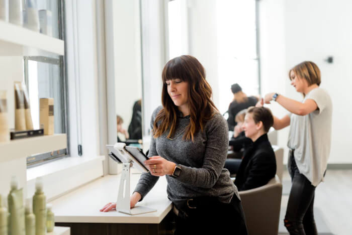 five-must-have-features-of-a-management-software-for-your-salon